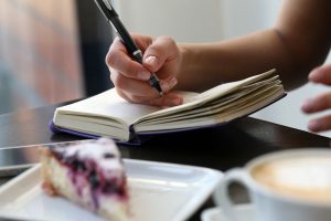 Reviewing the 8 Best Writing Guides: Essential for Writers